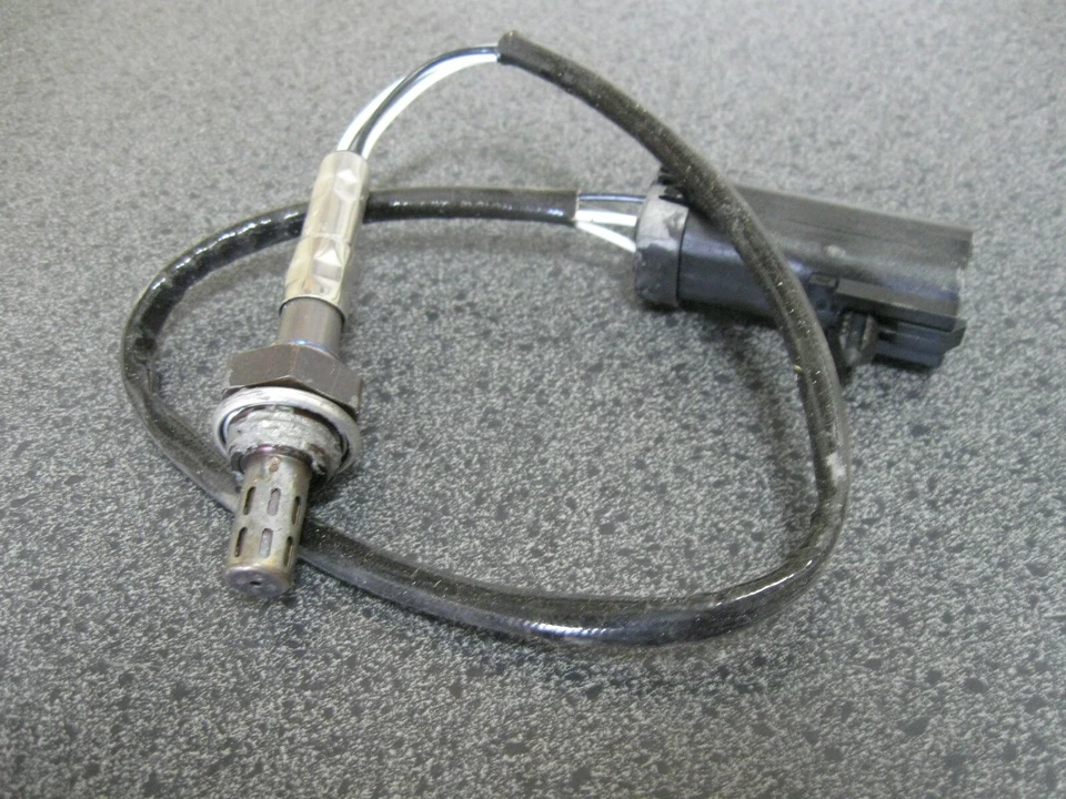 NEW GENUINE MOPAR REAR O2 OXYGEN SENSOR (PN 04606061) - Image 1 of 2