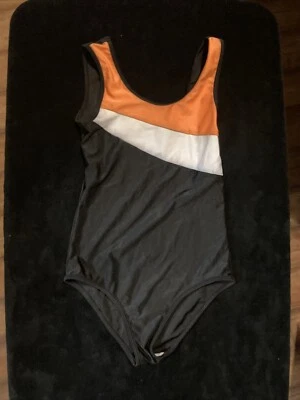 Traje de baño de una pieza para niños talla 140-8/10  Foto 1 de 3