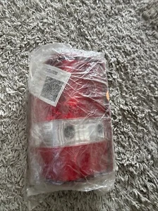 06-11 Ford Ranger LH Taillight Factory - Picture 1 of 2