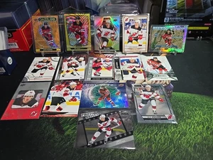 Lotto 15 carte Jack Hughes mazzo superiore abbaglianti arancione giallo fluo Surge Devils - Foto 1 di 8