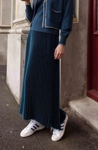 M.A.Dainty "Extensions"pleated skirt in teal size UK12 BNWT - Picture 1 of 13