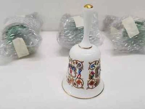 Vintage Franklin Mint Romance Of Camelot Bell 4er Set 1980 Ära Bone China Creme - Bild 1 von 10