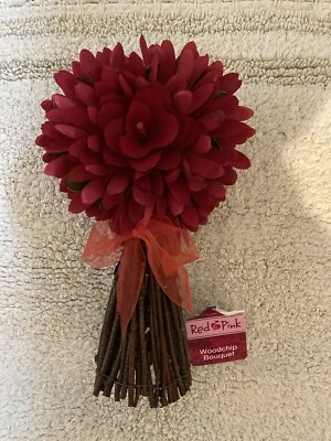 Beautiful Heart Shaped Wood Rose Bouquet, Floral Decor - Image 1 of 2