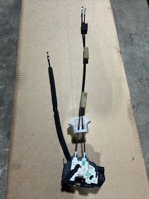 Actuador de cierre de cerradura de puerta lateral izquierda Infiniti G35 2003-2006 cupé OEM Foto 1 de 3