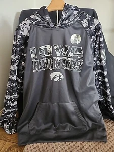 NWT Iowa Hawkeyes Digi Camo Hoodie USA Flag OHT Pullover Sweatshirt Sz XXL  - Picture 1 of 11