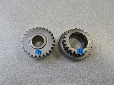 MUY BONITO JUEGO DE ENGRANAJES USADO ORIGINAL GENUINO PORSCHE 356 356A 27:22 4C 4ª VELOCIDAD 815 Foto 1 de 4