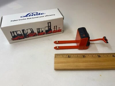 Diecast Conrad 2983 Linde T20 Model Pallet Truck 1:25 - Image 1 of 4