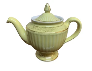 Hall Vintage 6 cup Teapot in Canary Yellow Gold Los Angeles Pattern 099 - Picture 1 of 7