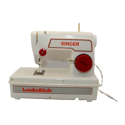 Vintage 1960s Singer Lockstitch Child's Sewing Machine with Pedal - Includes Tra - Image 1 of 4