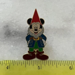 Disney Pin-Mickey Mouse Garden Gnome-2008 - Imagen 1 de 4