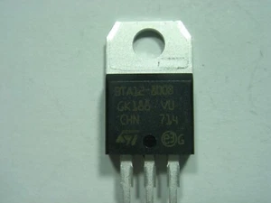 BTA12-800 BRG   Triac  12A 800V TO220   #12-650 - Picture 1 of 1