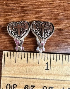 Vintage Pretty Silver & Black Etched Cross Clipon Religious Earrings - Picture 1 of 4