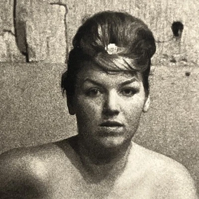 “STRIPPER with Bare Breasts In ATLANTIC CITY, NJ, 1962” DIANE ARBUS Art Photo - image 1 of 4