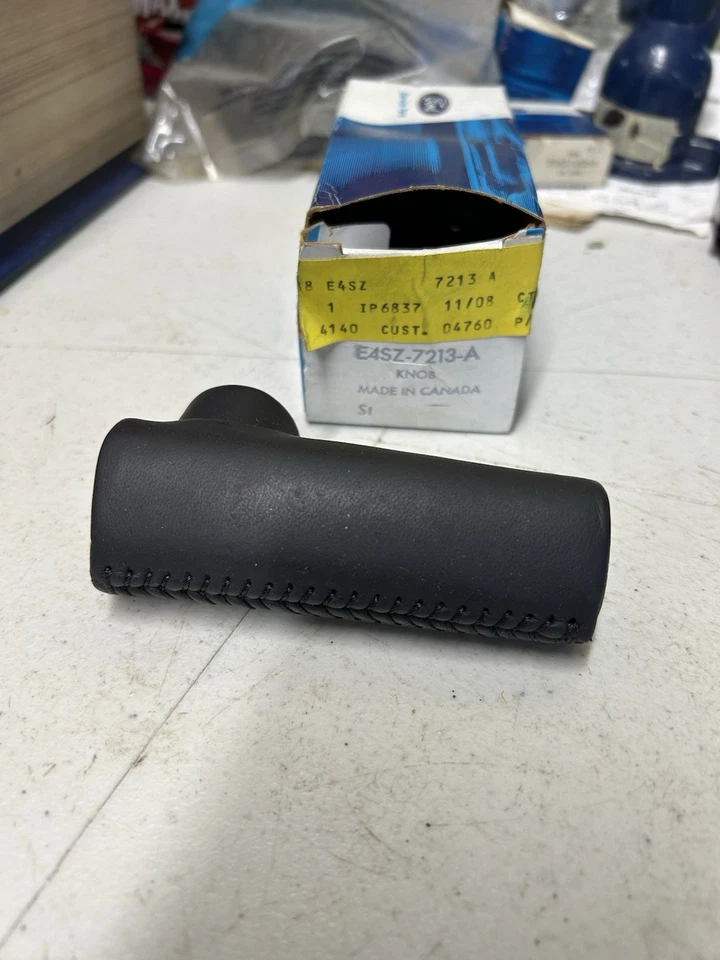 1984 1985 86 87 1988 NOS FORD THUNDERBIRD CUERO PALANCA DE CAMBIOS AUTOMÁTICA E4SZ Foto 1 de 4