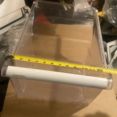 200D1158 GE Frigorífico Crisper Cajón Verduras Transparentes 13 3/8" x 18" x 9 5/8" Foto 1 de 4