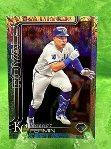 Freddy Fermin - Holo Foil - 2025 Topps Serie 1 #346 Kansas City Royals - Imagen 1 de 10