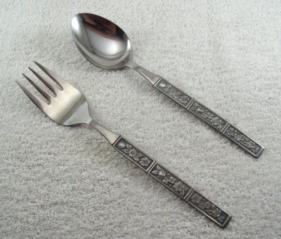 Juego de cuchara para servir Spring Fever y tenedor de carne fría Northland / Oneida de acero inoxidable Foto 1 de 3