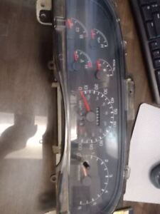 Speedometer Cluster MPH Fits 99-01 FORD F250SD PICKUP 19474