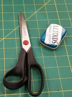 Vintage Mundial red dot 8-1/2" True Left-Hand Dressmaker Shears  - Image 1 of 4