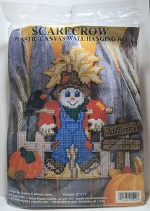 Design Works Plastic Canvas Kit SCARECROW Wall Hanging Kit 1502 NOS Needlepoint - Picture 1 of 3