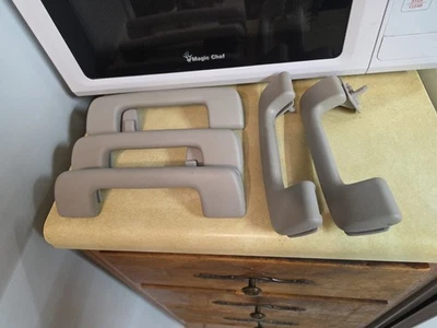 2005 GMC YUKON XL ROOF HEADLINER GRAB GRIP HANDLE OEM SET OF 4 TAN - Image 1 of 2