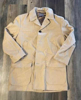 VINTAGE MEN'S PENDLETON WOOL PEA COAT TAN CAMEL COLOR WOOD BUTTON FRONT USA 44 - Image 1 of 4