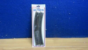 HO SCALE LIFE-LIKE #8601 PACKAGE (4 PCS) CURVED TRACK (BRASS) 617473 - Picture 1 of 3