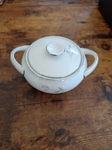 Mikasa Aliso Sugar Bowl & Lid Fine China - Picture 1 of 8