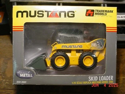 Trade Mark Models Mustang Skid Loader 1/25 Diecast Model NIB - Image 1 of 3