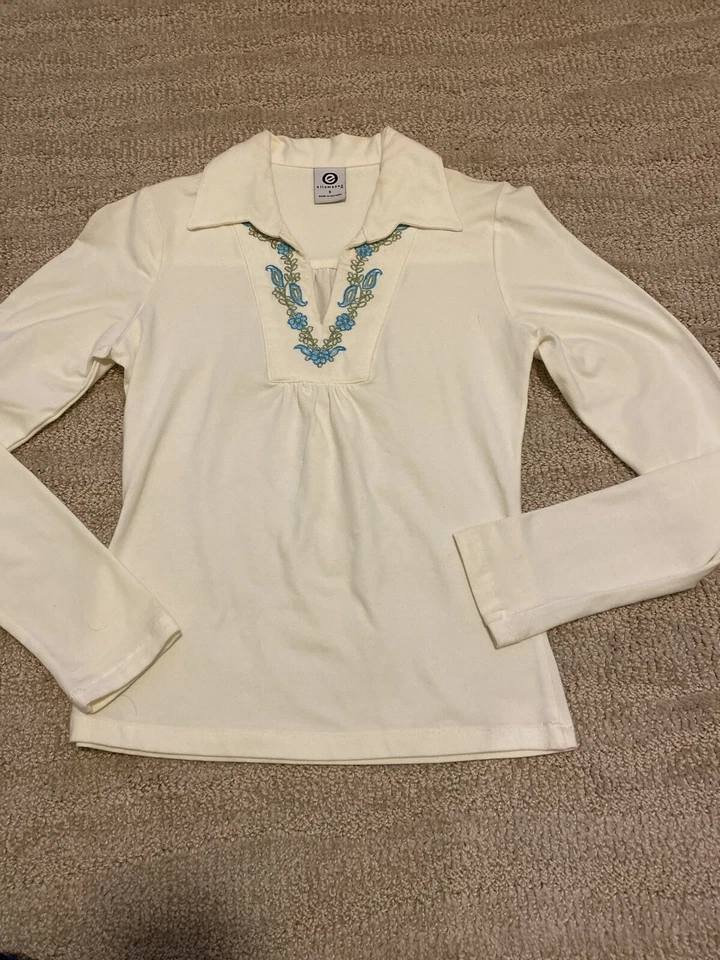 Top bordado Ellemenno Juniors talla pequeña Foto 1 de 4