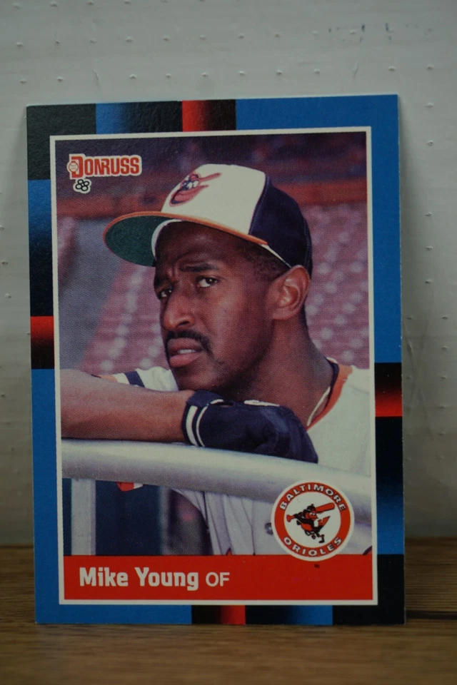 Donruss 88 Baseball Card Mike Young #396 ~~COMBINE SHIPPING~~ - Image 1 of 1