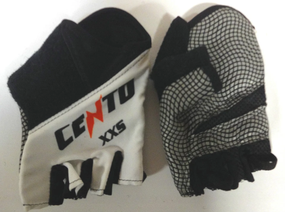 Guantes de ciclismo de verano Cento - blancos. Ciclismo de carretera. Foto 1 de 1