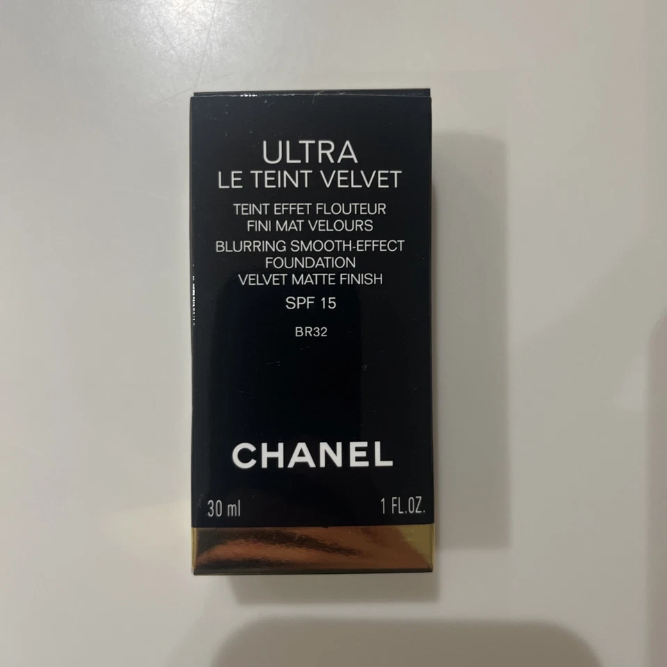 CHANEL Ultra Le Teint Velvet Matte Foundation NEU & OVP BR32 - Bild 1 von 1