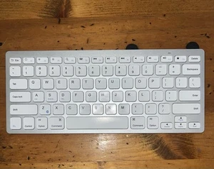 Anker Ultra Slim Bluetooth Compact Keyboard White, Model A7726 - Picture 1 of 3
