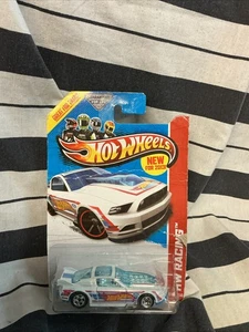 Hot Wheels 2013 '13 Ford Mustang GT-HW Racing - Bianco, Ruote MC5 - Muscolo americano - Foto 1 di 3