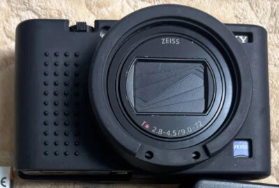 GADGETCOM Rutschfeste Silikon-Schutzhülle für Sony DSC-RX100 V IV III 5 4 3 Kamera