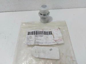 Caterpillar 6V3527 Fitting - Picture 1 of 7