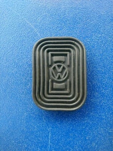 ORIGINAL Volkswagen Style LOGO BRAKE CLUTCH PEDAL PAD rubber VW Bug Ghia Thing - Picture 1 of 3
