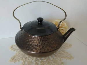 Biscottiera bollitore tè ceramica MCCOY anni 70 smalto bronzo martellato con manico  - Foto 1 di 12