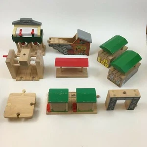 Lot Gullane Thomas Limited Wooden Learning Curve Sodor Signal House Conductors - Picture 1 of 12