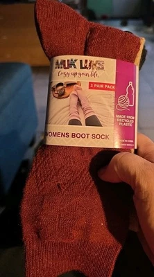 MUK LUKS WOMENS COZY BOOT SOCKS 3 PAIRS SHOE SIZE 6-11 RED TAN BLACK WINTER NEW - Image 1 of 4