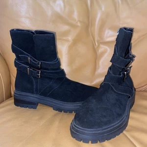 Botas de Motocicleta Vince Camuto Belisha Cuero Gamuza Negras Anthropologie Talla 8 - Imagen 1 de 15