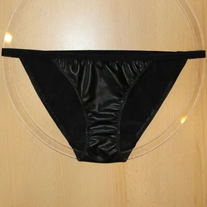 Damen Tanga Slip in sexy Lack Optik - Gr. 32/34 & 36/38 - Picture 1 of 7