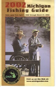 2002 MICHIGAN DNR FISHING GUIDE DIGEST RULES HUNTER LICENSE - MI-DEER-PATCH - Picture 1 of 1