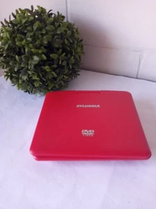 Sylvania Portable DVD Player 9" Swivel Screen Red - Picture 1 of 4