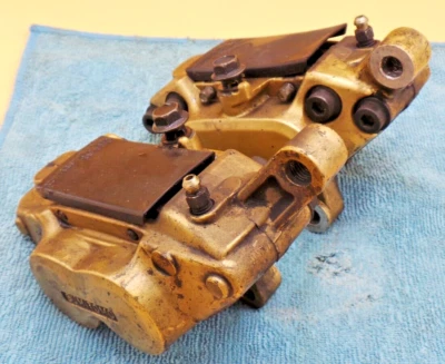 YAMAHA FJ 1200 1991 PINÇAS DE FREIO DIANTEIRO SUMITOMO USADAS COMO NA FOTO - Imagem 1 de 4