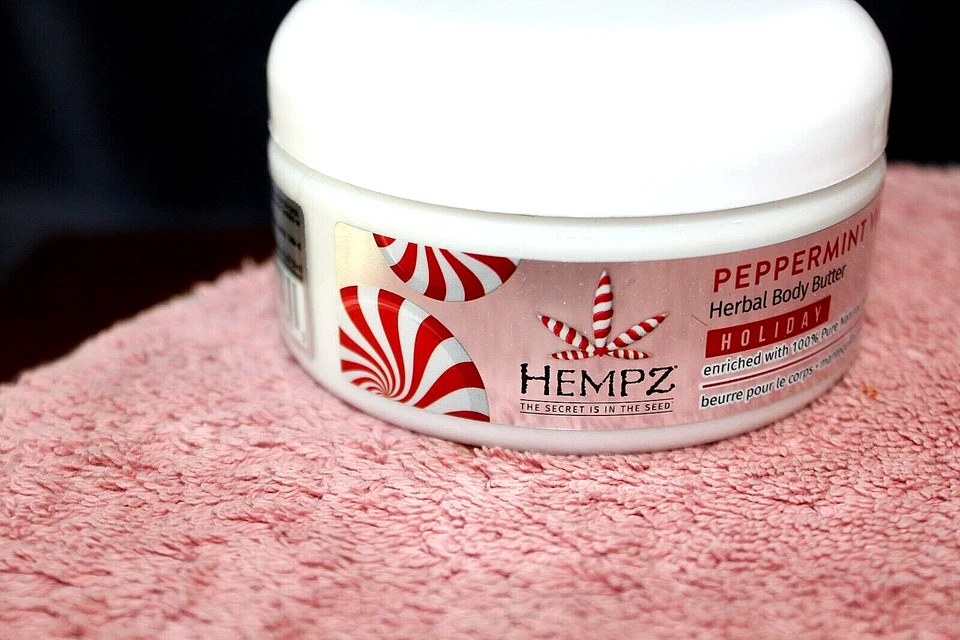 HEMPZ  PEPPERMINT Vanilla SWIRL  Body Butter Limited Edition 8oz - Image 1 of 4