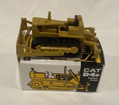 CAT HO 1:87 CATERPILLAR D4D BULLDOZER - Image 1 of 4