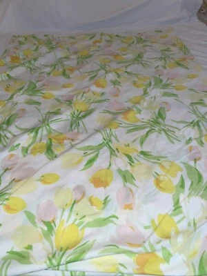 VINTAGE UTICA STEVENS TULIP TIME YELLOW ORANGE GREEN FLORAL TWIN FLAT SHEET - Image 1 of 4