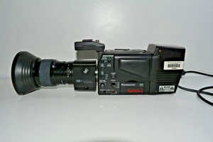Panasonic WV-D5100HS Camera w/ WV-5100HS & TV Zoom Lens With Power Supply - Picture 1 of 4